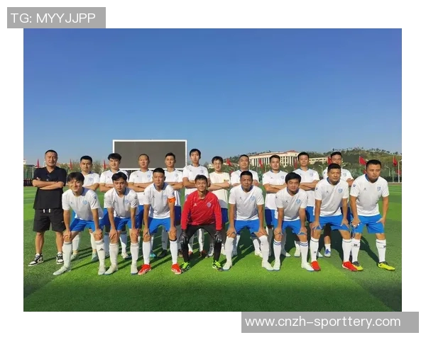 足球发球技巧解析与实战应用探讨提升球场表现的关键因素